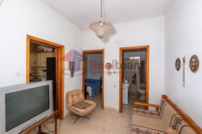 e2e3550b0b7d42b3ab9d13943e5856cf