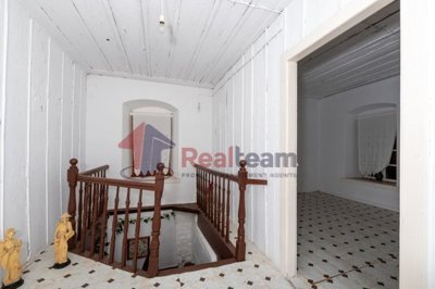 51dbd676a9bf4b45a6d4301fd72f5f9c