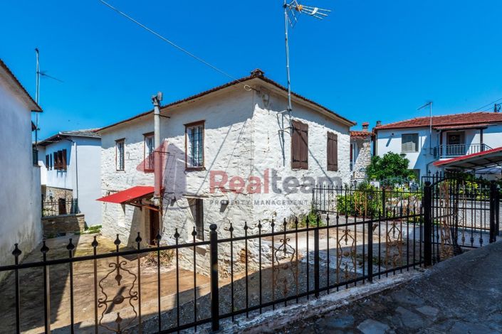 Image No.18-2 Bed Property for sale