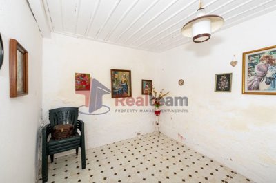 b8f54abe6d64457d80804363e586e88c