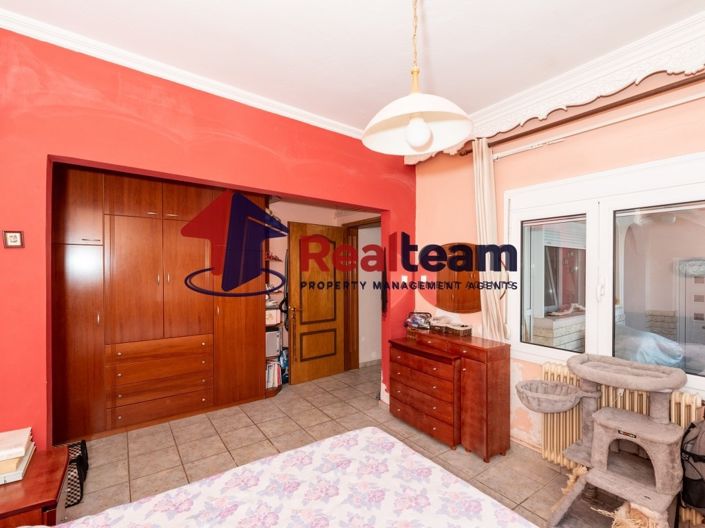 Image No.13-4 Bed Property for sale