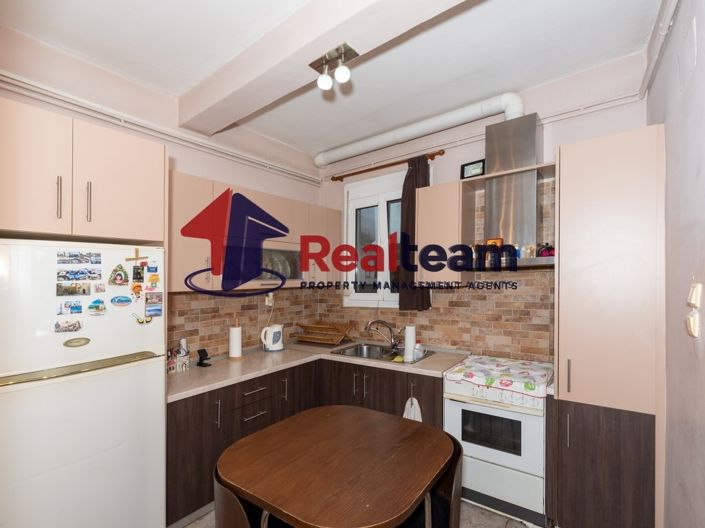 Image No.8-4 Bed Property for sale