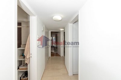 eae72fc3cdbf44a69a42be9dd96d981f