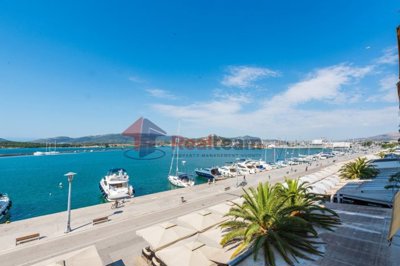 950cf3551008412ca097f0f2c6aa6ad2