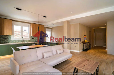 d1061588f1924e699d5c75d9b010f5bb