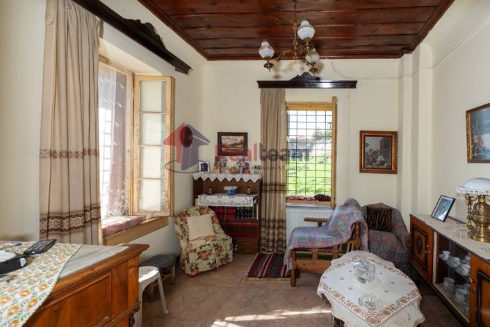 Image No.5-5 Bed Property for sale