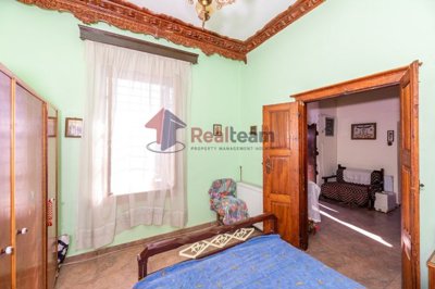 83d3badef7f94d6abc5208914e4f433a