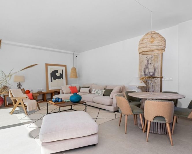 Image No.18-3 Bed Villa for sale