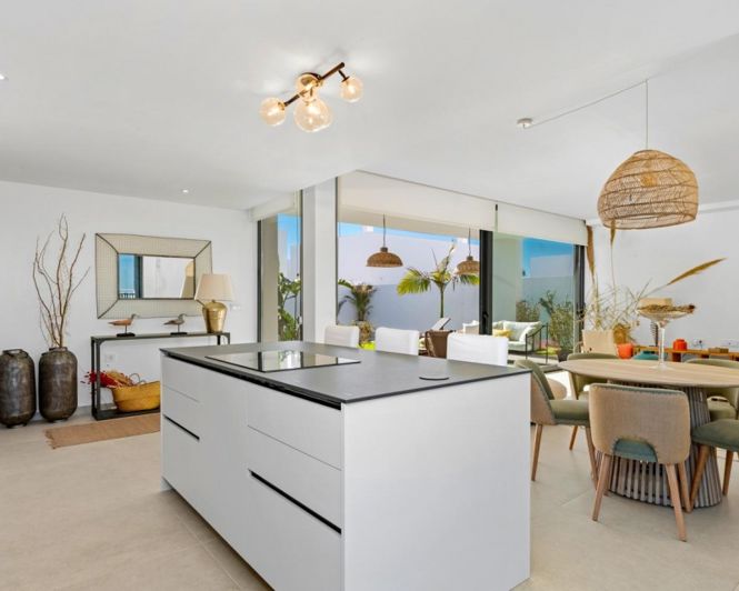 Image No.24-3 Bed Villa for sale