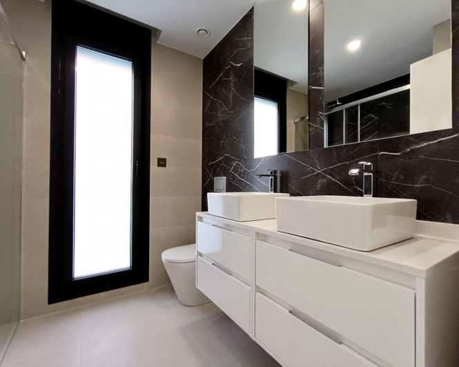 Image No.13-3 Bed Villa for sale