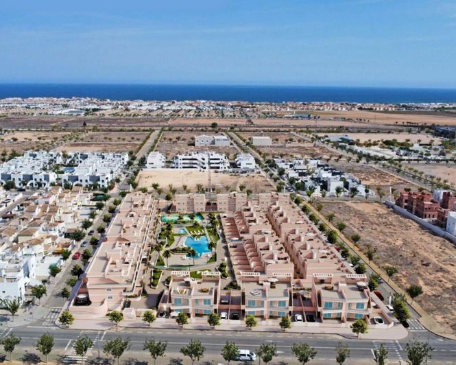 Image No.29-3 Bed Townhouse for sale