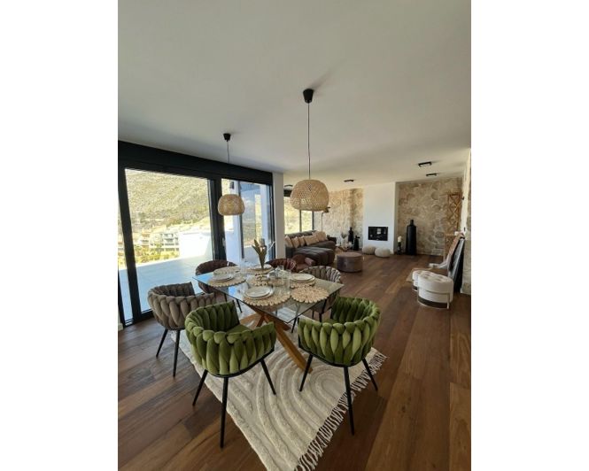 Image No.10-4 Bed Villa for sale