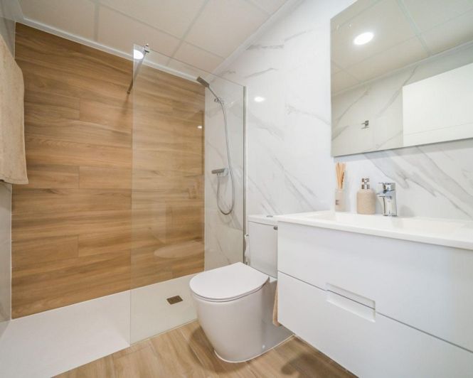 Image No.18-3 Bed Apartment for sale