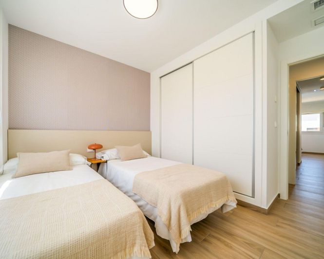 Image No.21-2 Bed Apartment for sale