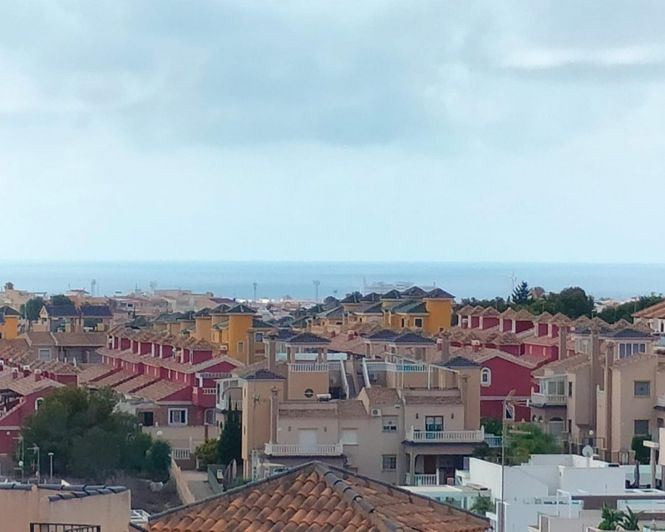 Image No.10-2 Bed Townhouse for sale