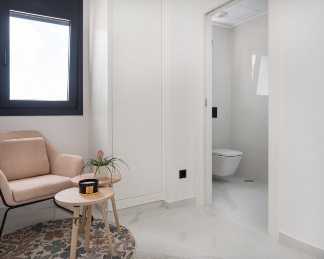 Image No.19-3 Bed Villa for sale