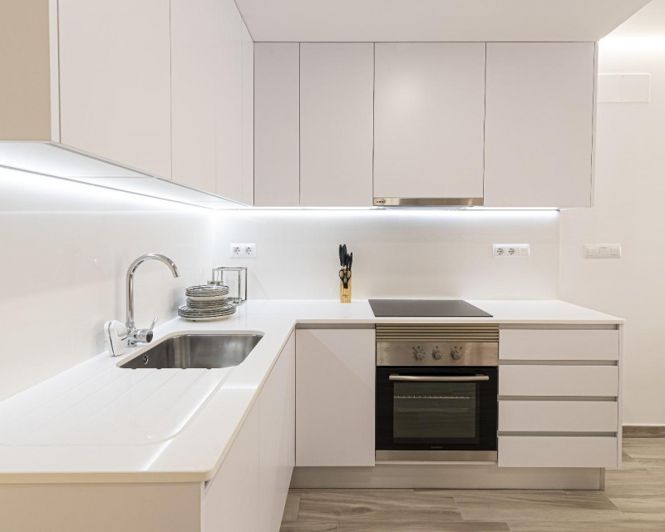 Image No.6-2 Bed Townhouse for sale