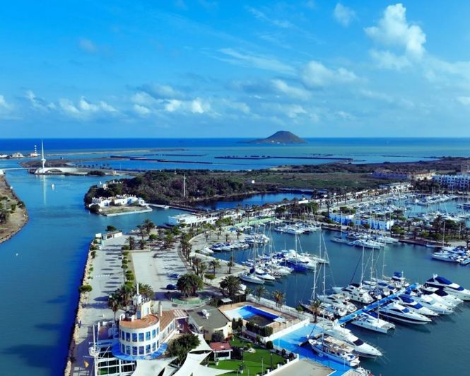 Image No.20-3 Bed Townhouse for sale