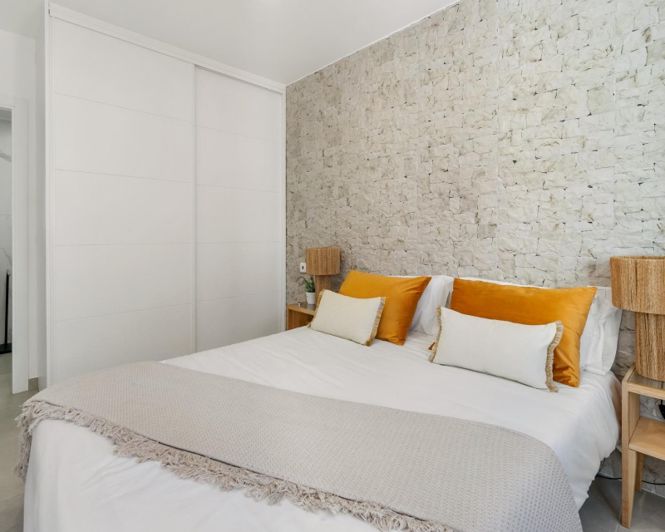 Image No.13-3 Bed Apartment for sale