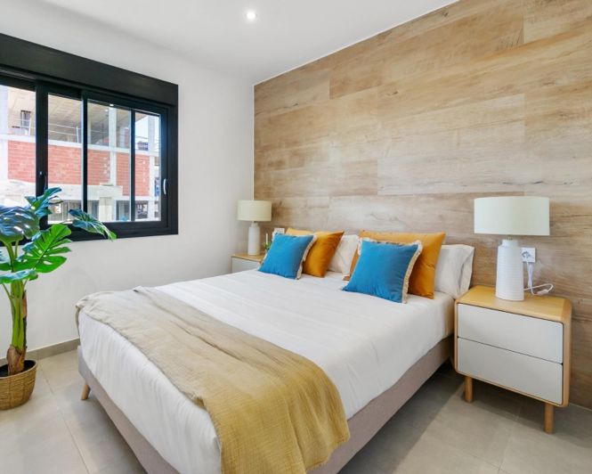 Image No.15-3 Bed Apartment for sale