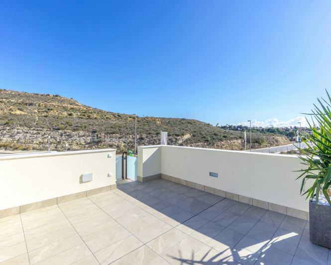 Image No.25-3 Bed Villa for sale