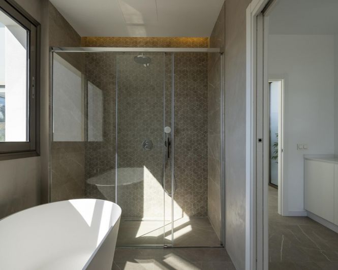 Image No.23-5 Bed Villa for sale