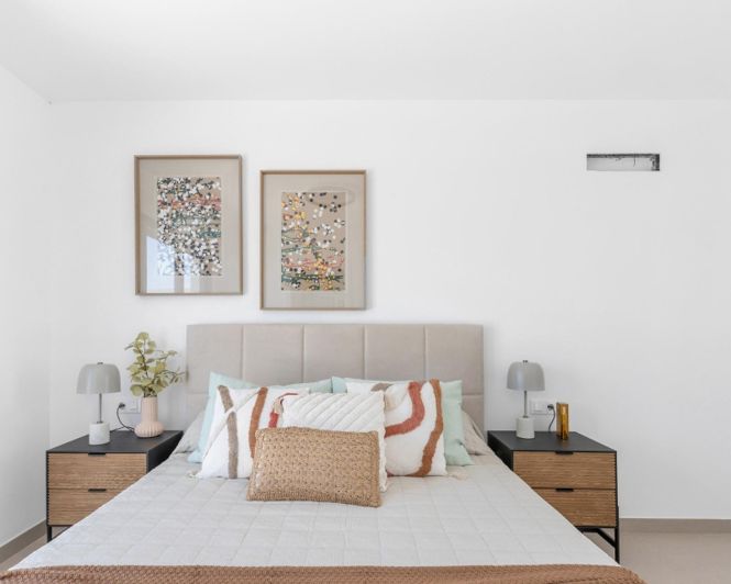 Image No.34-4 Bed Townhouse for sale