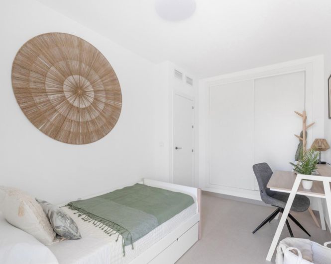 Image No.40-4 Bed Townhouse for sale