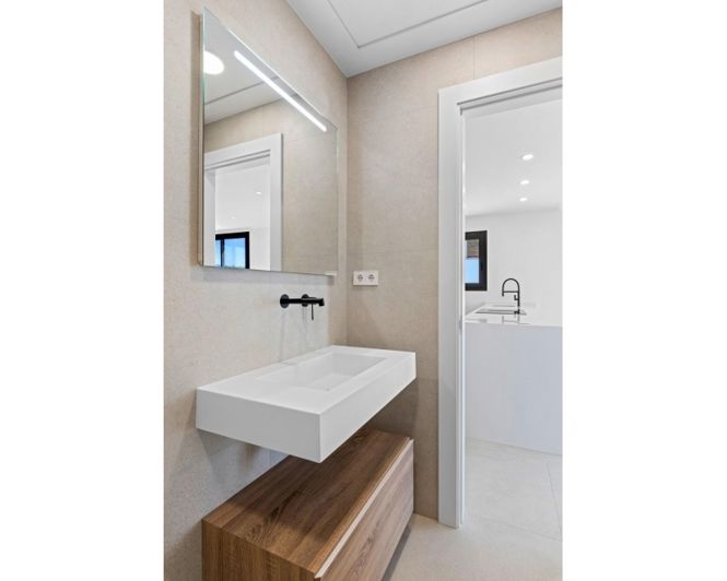 Image No.18-3 Bed Bungalow for sale