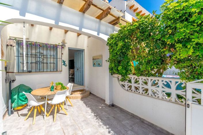Image No.1-2 Bed Townhouse for sale
