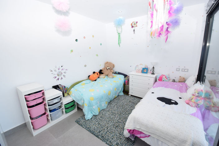 Image No.21-4 Bed Property for sale