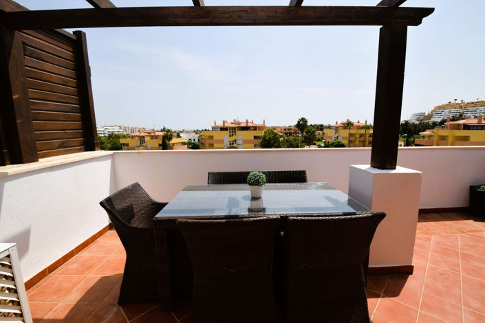 Image No.13-2 Bed Property for sale