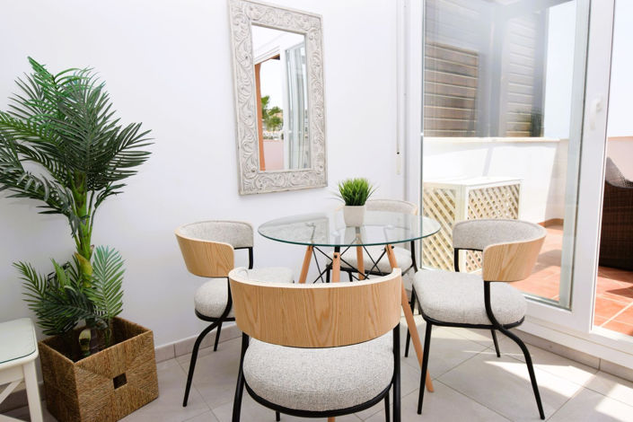 Image No.6-2 Bed Property for sale