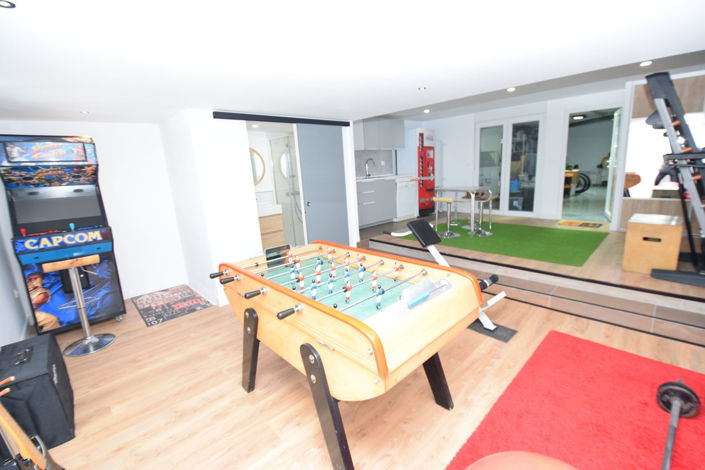 Image No.25-3 Bed Property for sale