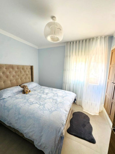 Image No.18-3 Bed Property for sale