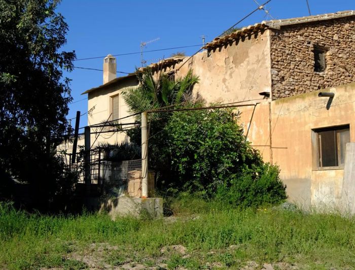 Image No.1-2 Bed Country House for sale