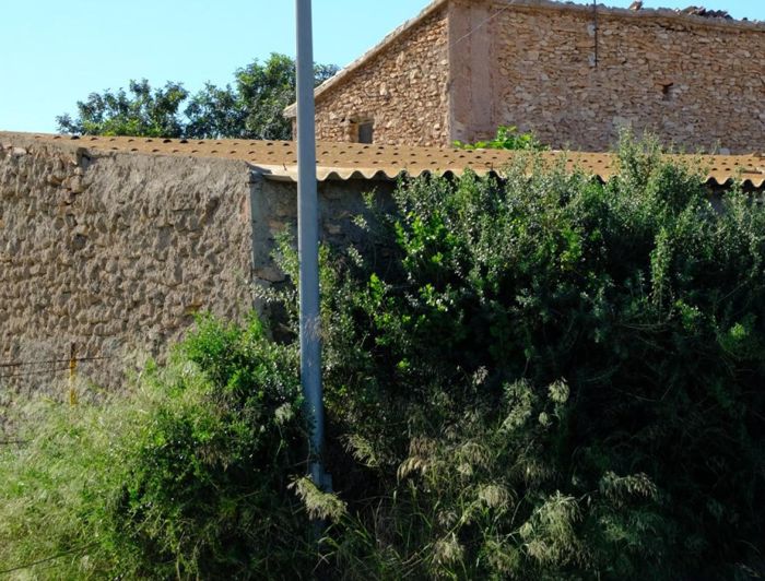 Image No.2-2 Bed Country House for sale