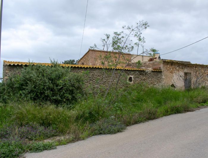 Image No.23-2 Bed Country House for sale