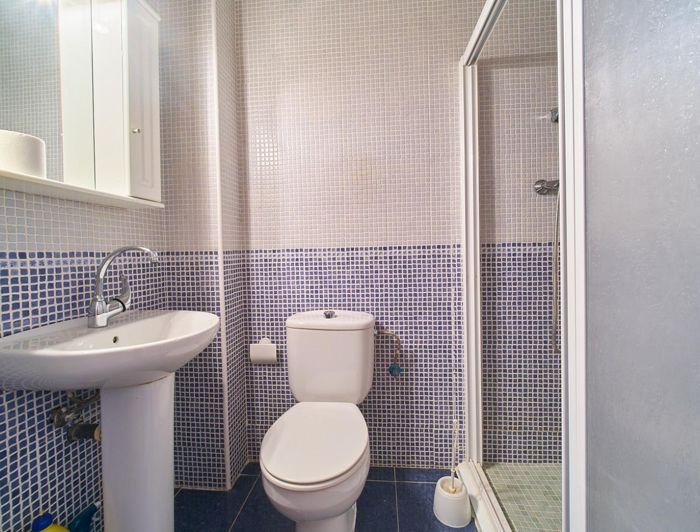 Image No.13-5 Bed Townhouse for sale