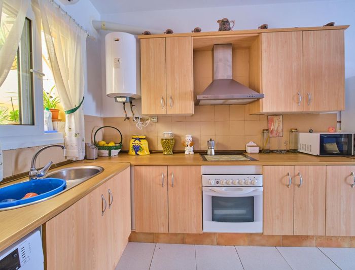 Image No.38-3 Bed Townhouse for sale