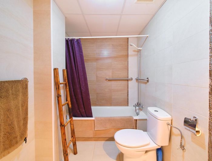 Image No.16-3 Bed Townhouse for sale