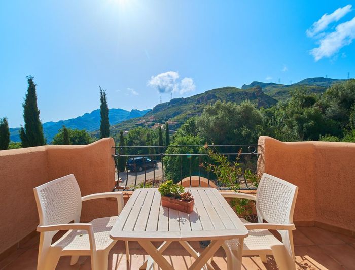 Image No.21-3 Bed Townhouse for sale