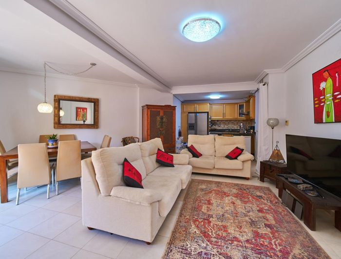 Image No.8-3 Bed Townhouse for sale