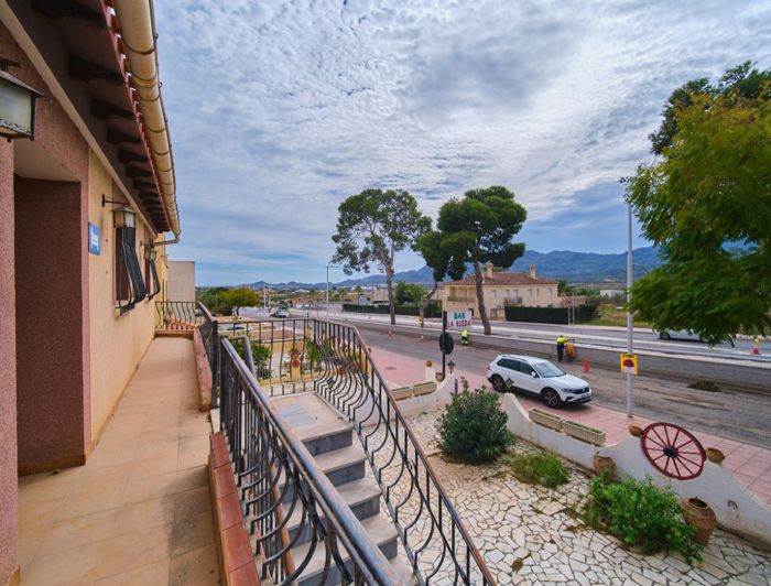 Image No.14-9 Bed Commercial for sale