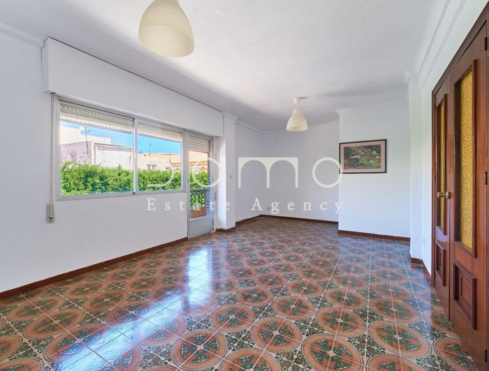 Image No.2-3 Bed Townhouse for sale