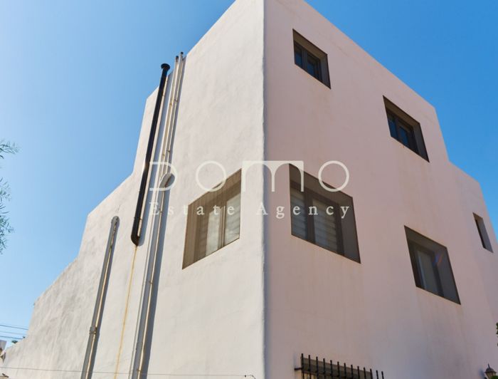 Image No.46-5 Bed Property for sale