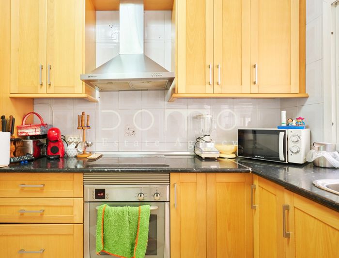 Image No.26-3 Bed Property for sale