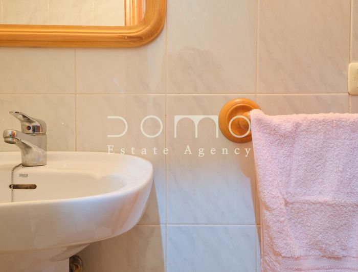 Image No.29-3 Bed Property for sale