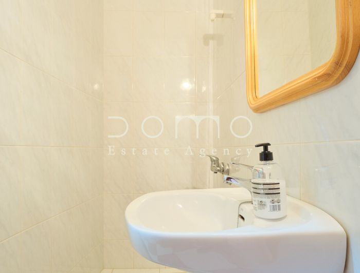 Image No.31-3 Bed Property for sale