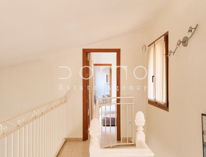 Image No.28-3 Bed Property for sale